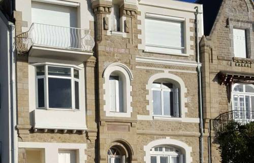 Ravalement pour cette magnifique villa bauloise