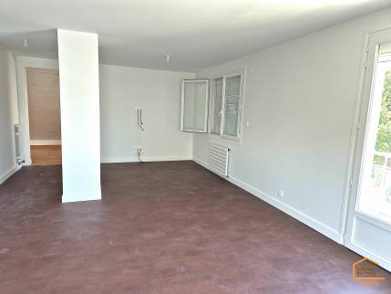 Rénovation énergétique d'une maison à Saint-Lunaire (35800) et remplacement de la véranda.