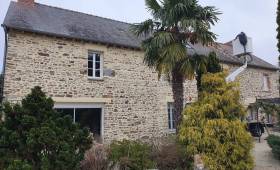 Mise en avant de la pierre authentique de la maison