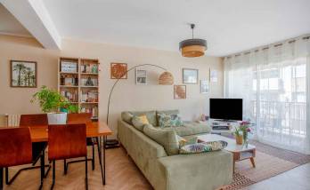 Rénovation d'un appartement avec cuisine ouverte sur l'espace séjour, Lyon 