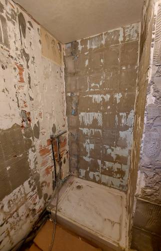 Salle d'eau avant travaux