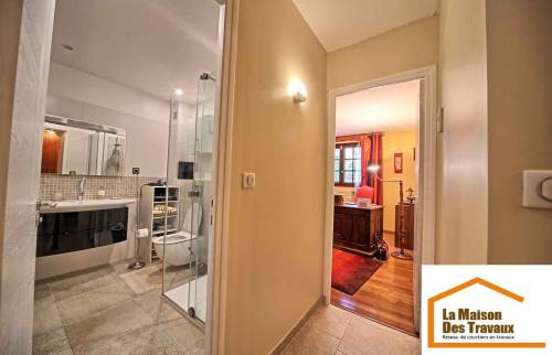 Salle de bain RdC recloisonnée - Varennes Jarcy