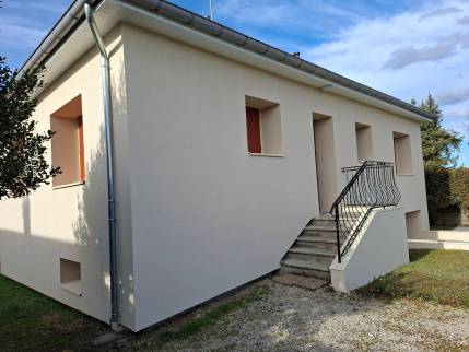 Rénovation énergétique de maison avec isolation thermique extérieure - Ambérien-en-Bugey 01500