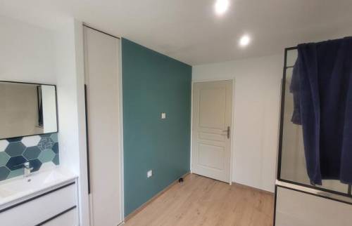 Salle de bain après travaux Freigné