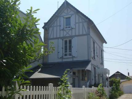 Rénovation de la façade d'une maison dans le Calvados