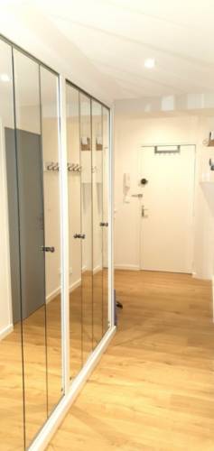 Dressing sur mesure dans une entrée à Haguenau