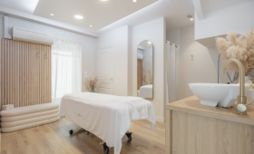 Rénovation d'un institut de beauté à Aigrefeuille-sur-Maine - espace de soin et massage