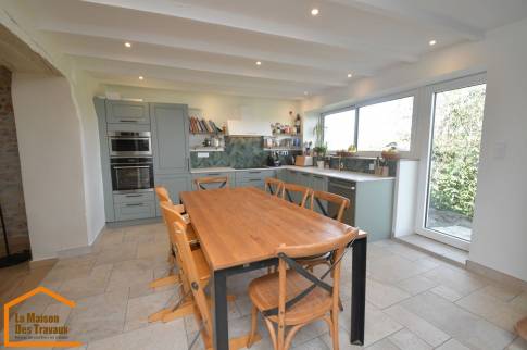 creation d'une cuisine moderne dans une maison