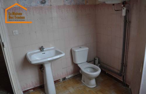 Salle de bain avant les travaux
