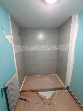 Pose du Carrelage en Carreaux de Ciment : Élégance et Durabilité