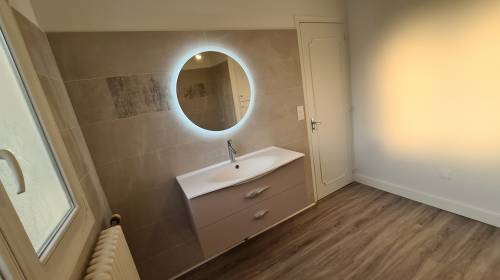 La salle de bains du rez-de-chaussée