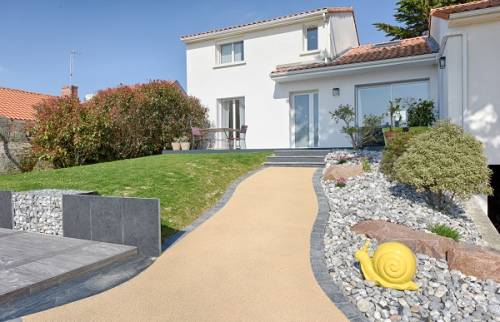  Aménagement extérieur et création terrasse