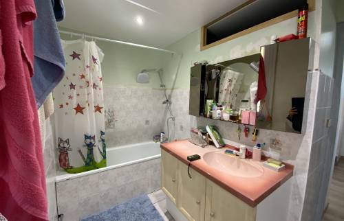 Rénovation complète d’une salle de bain et rafraîchissement d’une salle d’eau à Antony