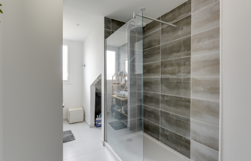 Salle de bains - Rénovation complète d'une maison de 130 m² à Vertou
