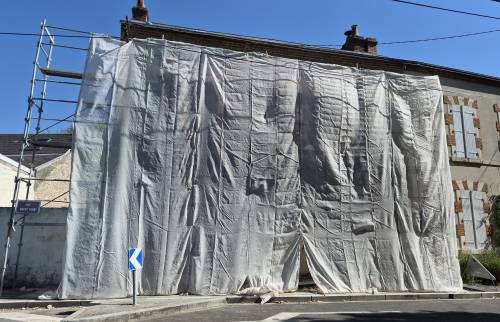 Echafaudage et bâche de protection de chantier