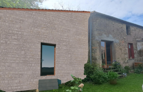 PROCHAINEMENT - Rénovation de maison en pierres à Vertou (44120) - vue 3D côté intérieur
