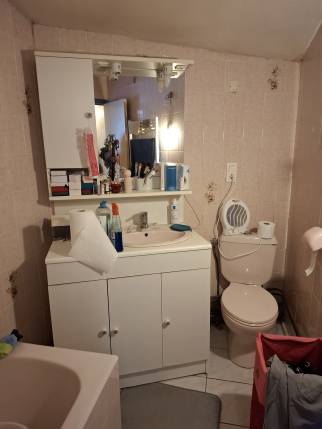 Salle de bain avant travaux de rénovation - Meximieux 01800