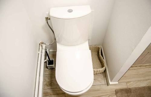 WC sur pied moderne