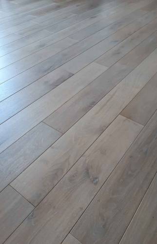 Pose de parquet massif à Guebwiller