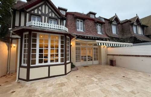 Store banne à Deauville 