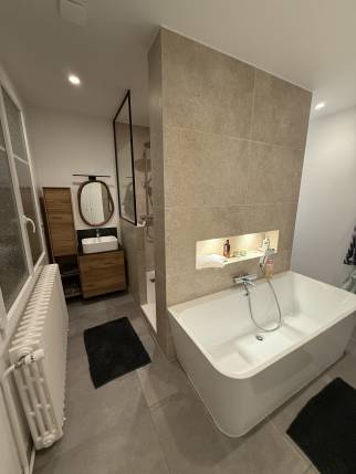 Salle de bain après rénovation (Brunoy 91800)