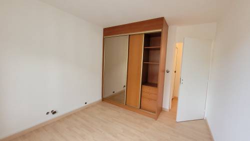 Une première chambre