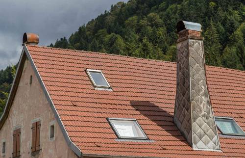 Toiture terminée façade avant.