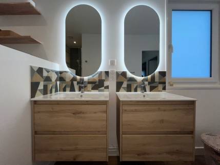 Création de salle de bain avec deux meubles vasque jumeaux - Nantes 44