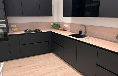 Surélévation d'une maison ossature bois à Nantes - cuisine aménagée
