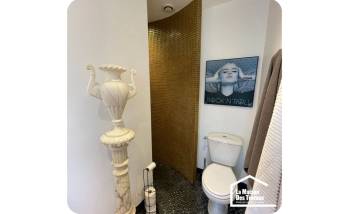 Une douche hélicoïdale