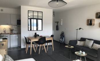 Garage réhabilité en studio