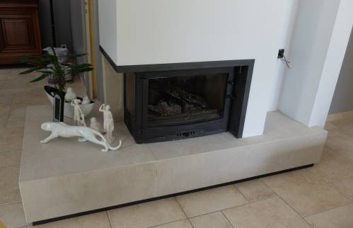 Rénovation contemporaine d'une cheminée, maison à Neuville sur Saône