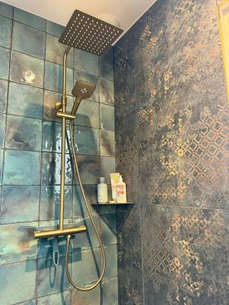 Rénovation de salle de bain avec douche à l'italienne - Cholet 49300