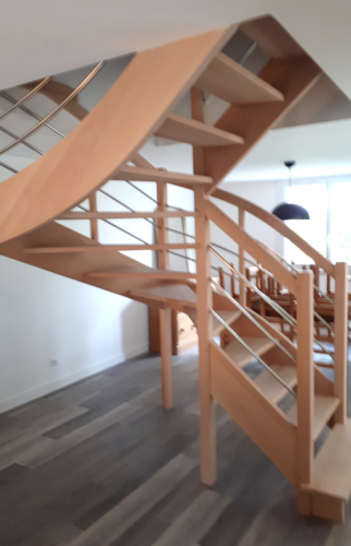 Escalier moderne sur mesure bois et métal