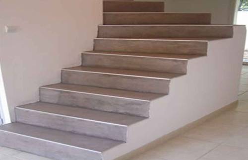 L'escalier en béton ciré