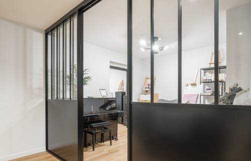 Extension de 40 m² à Vertou- Le salon et sa verrière atelier