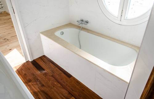 Baignoire refaite à neuf