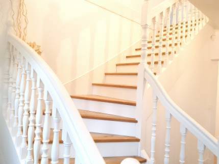 Installation d'un nouvel escalier