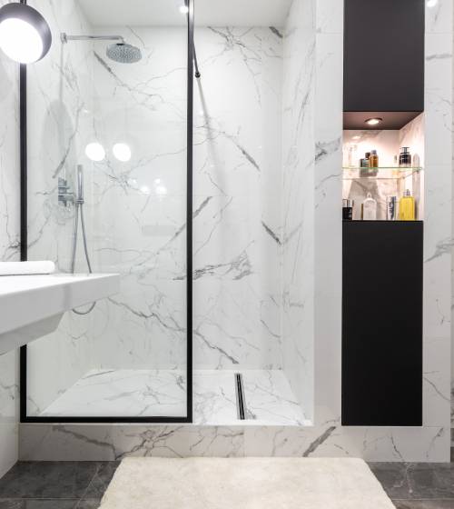 Pose de sol et mur en marbre