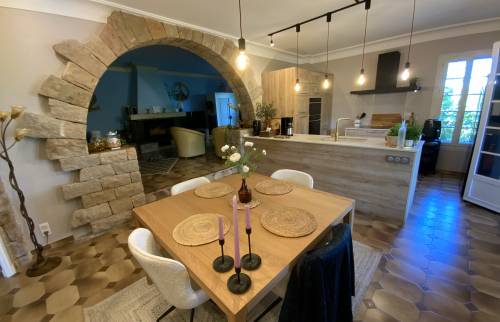 Cuisine moderne et rustique La Maison Des Travaux Alès