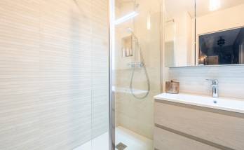 Douche à l'italienne