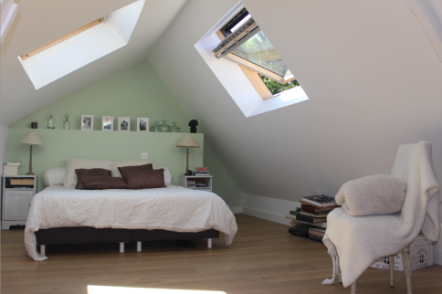 Chambre d'amis sous combles