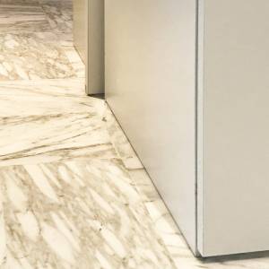 - Le Créqui - Kea Studio - La Maison Des Architectes - détail sol - porte a galandage