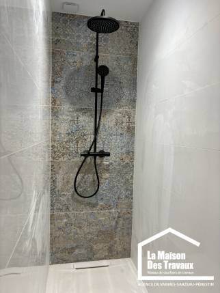 salle de bain douche italienne moderne