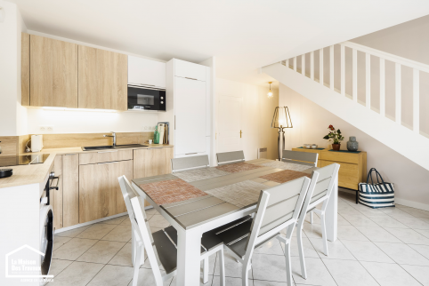 Cuisine blanche et bois