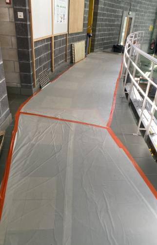 Protection des sols accès chantier de rénovation 