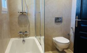 Ajout d'un toilette dans une salle de bain