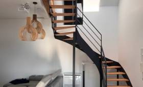 escalier noir 1