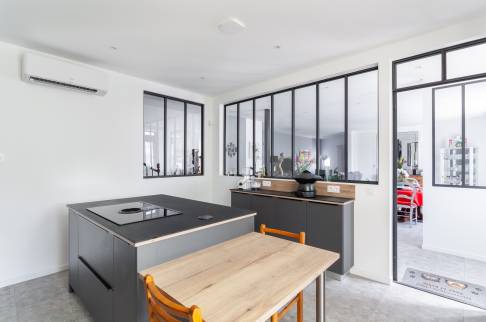 Rénovation d'une maison de famille avec construction d'un garage double