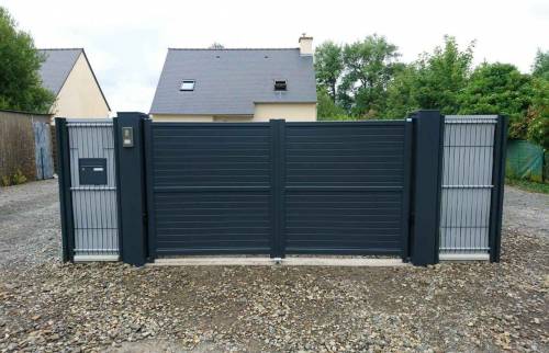 Portail aluminium et clôture à Cherrueix